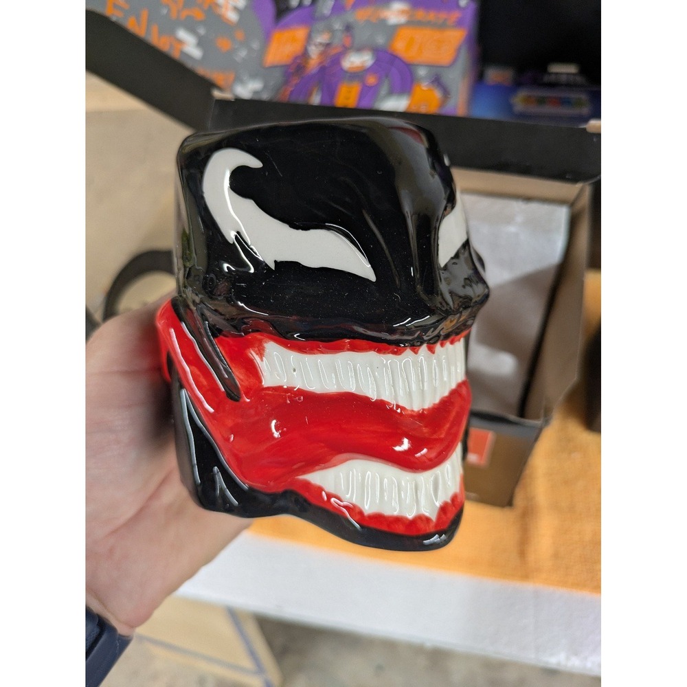 Marvel Venom 16 oz Molded Ceramic Mug 2015 BackStage Pass Sculpted Head New Box